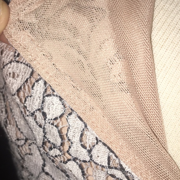 Cute top ❤️🤍 - Picture 6 of 7